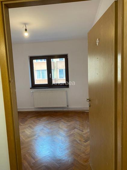Apartament 3 camere Brasov - 8