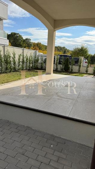 Casa despartita prin Garaj.Langa Padure.Liniste.Intimitate - 16