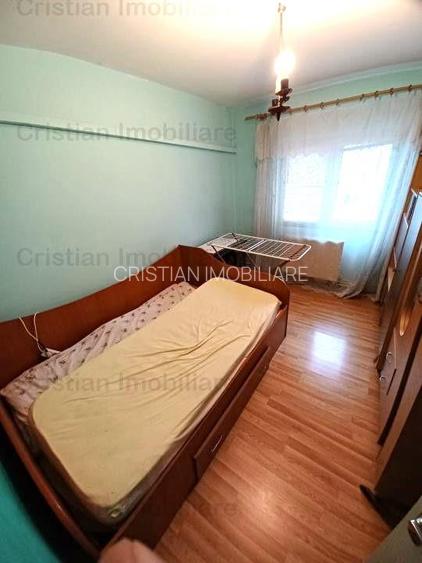 70mp  ETAJ 2 apart 3 cam conf 1 decomandat  Buzaului - 3