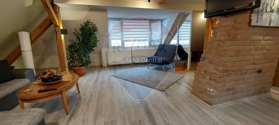 Apartament 3 camere ultracentral, zona STAR, la mansarda - 8