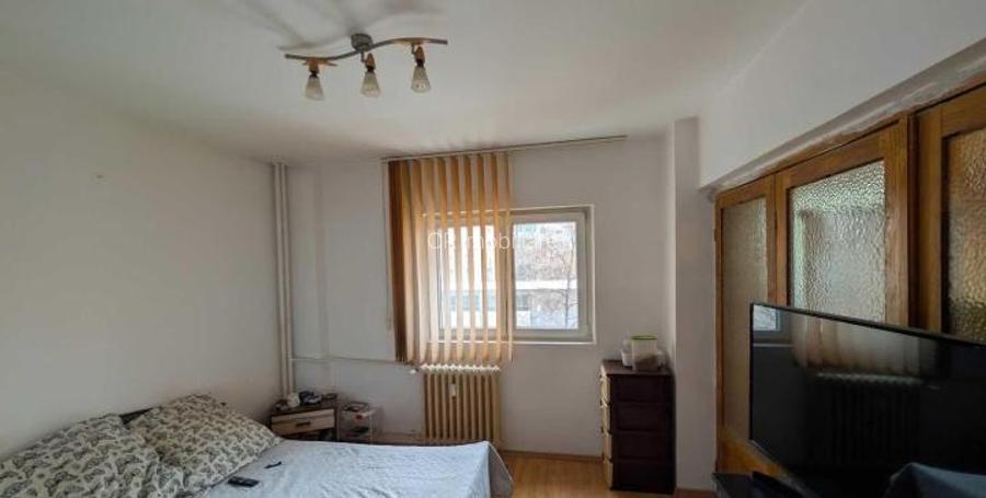 Apartament 4 camere Brancoveanu/Metrou - 2