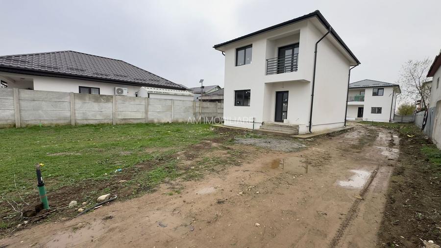 CASA INDIVIDUALA GLINA, INCALZIRE PARDOSEALA, TEREN 325 MP, COMIS 0% - 2