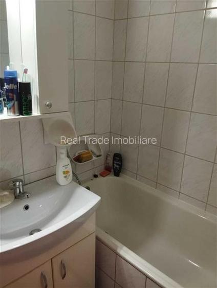 Apartament 2 camere decomandat Centrul Civic- Toamnei - 8