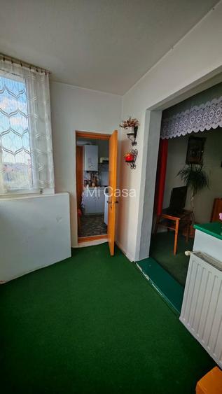 Apartament 3 camere zona Tractorul - 8