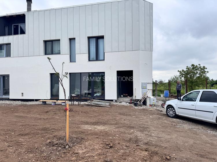 Casa Moderna P+1+M. 320mp Teren. 145mp Util - 3