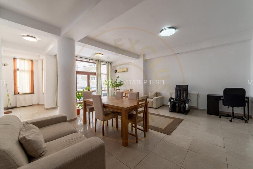 Casa P+3E+M cu spatiu comercial - ultracentral Pitesti - 2