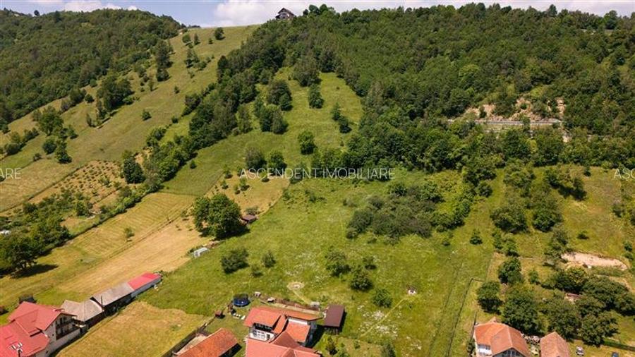 Deschidere spre crestele alpine+ documentatie turistica,4.400 mp de inspiratie n - 34