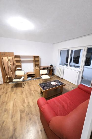 Garsoniera, renovata, confort 1, Virtutii, metrou Lujerului, tramvai 41 Orsova - 3