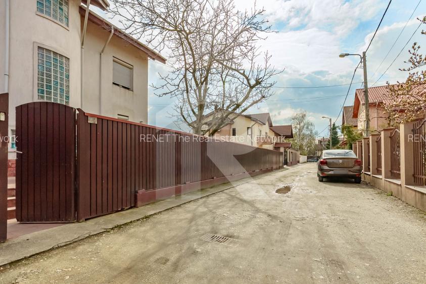 Casa spațioasă cu vedere la Lacul Grivița | 5 dormitoare | teren 793 mp - 37