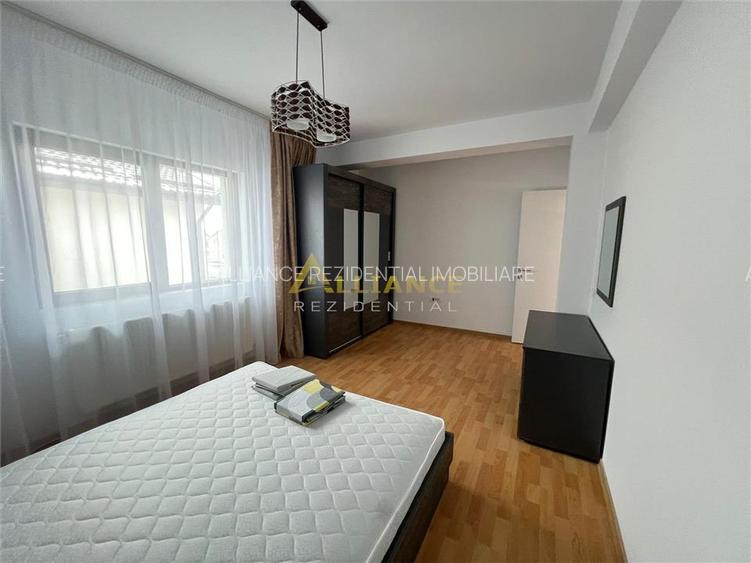 Vila mobilata -4 camere-bulevardul principal- 1 minut STV - 17