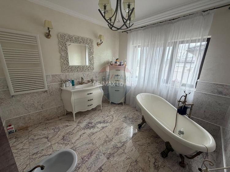 De vanzare Casă / Vilă Mogosoaia mobilata-utilata cu teren 500 mp, IF - 10