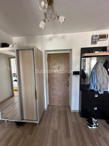 TINERETULUI-METROU 2 CAM MOBILAT MODERN,PANORAMA SUPERBA,500 EUR - 3