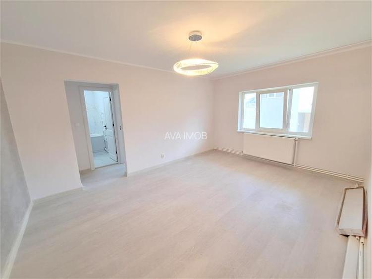 Apartament 2 camere, Renovat complet, zona Cora Bacau - 7