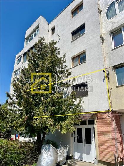 Apartament 2 camere decomandate, etaj 1, str. Mioritei Bacau - 18
