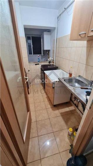 Garsoniera - zona Frumoasa - 6