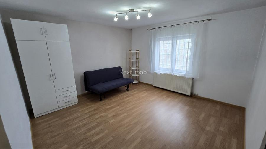 Casa cu garaj la curte Chitila - Colosseum Mall - 9