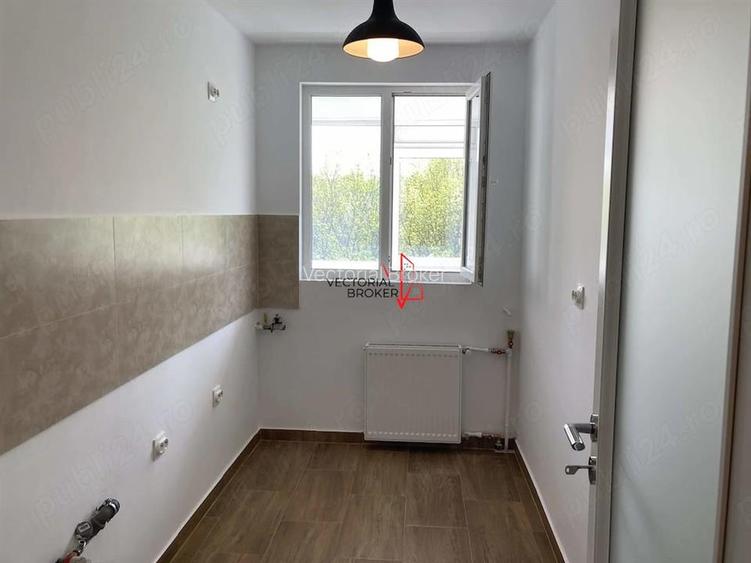 Apartament 2 camere semidecomandate, renovat recent, liber, Basarabia- Campia Li - 5