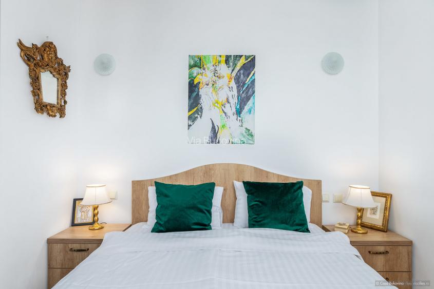 Casa de locuit sau vacanta 5 camere, 5 bai, 2600mp teren langa Humor - 37