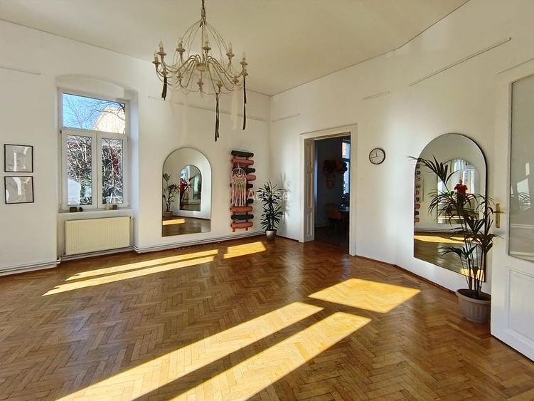 Birou în apropiere de Teatrul Dramatic | 122 mp - 3