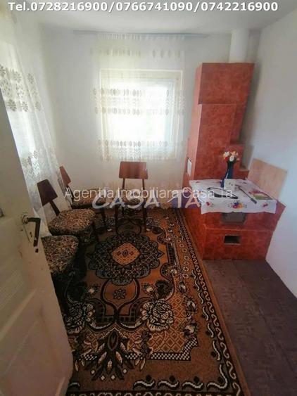 Casa situata in Bumbesti Pitic - Carligei  - 9