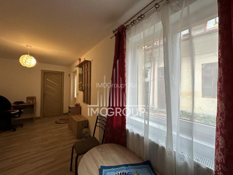 Apartament in zona The Office , langa Hotel Hampton by Hilton | 35 mp - 11