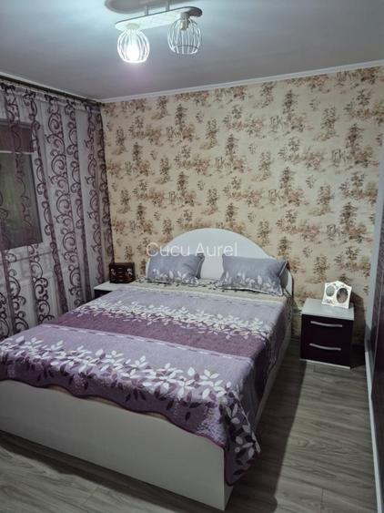 Apartament 3 camere decomandat Năvodari, 64 mp, centrală proprie, AC, etaj 2 - 6