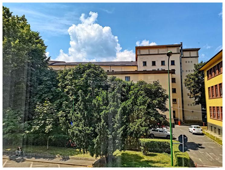 Teatrul Dramatic, Str Vlad Tepes, Apartament 3 camere de inchiriat - 8