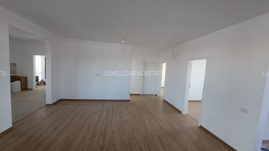 CASA 4 CAMERE CU SUPRAFATA GENEROASA IN  STIL NEOROMANESC - 14