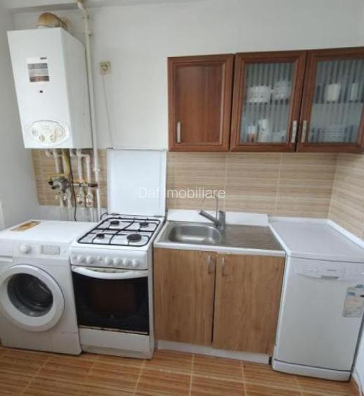 108000 euro - 2 camere -centrala proprie- bloc nou -53mp -metrou - 5