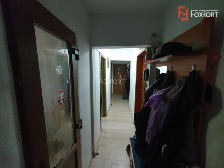 Apartament 4 camere, etaj 1, centrala proprie, zona Dacia - 7