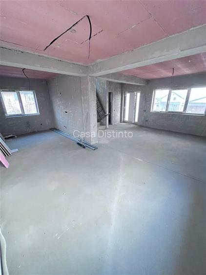 Casa cu 4 camere 5 ari teren - 7