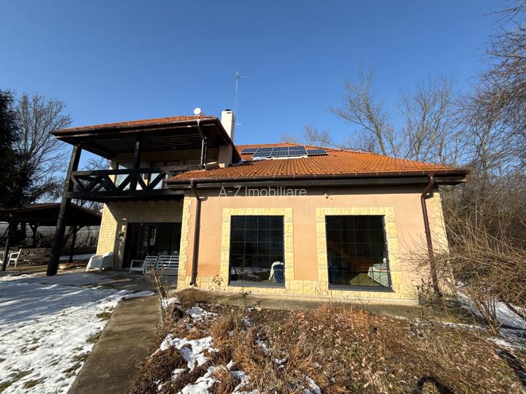 Inchiriere Vila - Balteni- pe malul lacului Scrovistea - 9