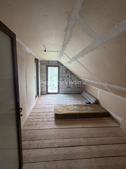 Casă de vânzare Pângărați, Neamț – 5 camere, 2500 mp teren, lângă Mănăstire - 5