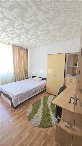 Apartament 3 decomandate, mobilat, zona Tic Tac - 3