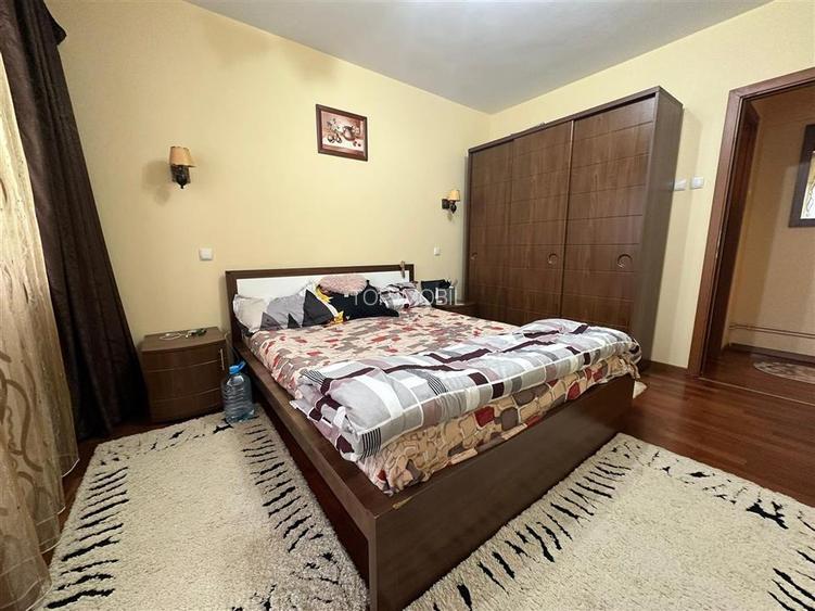 Inchiriere Apartament cu 3 camere Canta Bloc Nou - 13