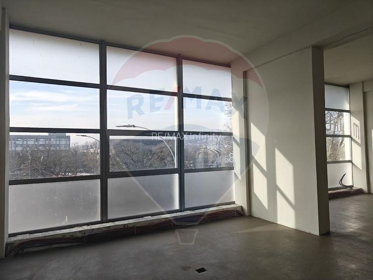 Spațiu comercial de 302.5mp de închiriat în zona Bulgaria - 3