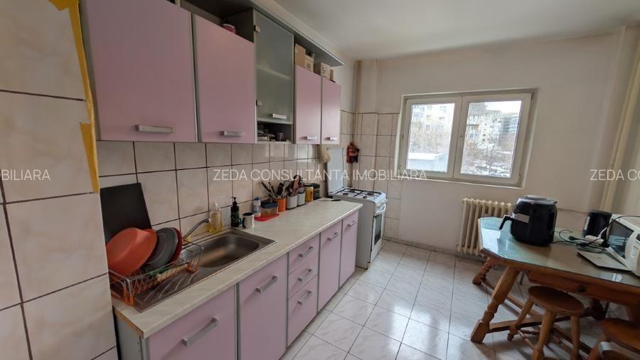 Apartament 4 camere-Metrou Brancoveanu - 3
