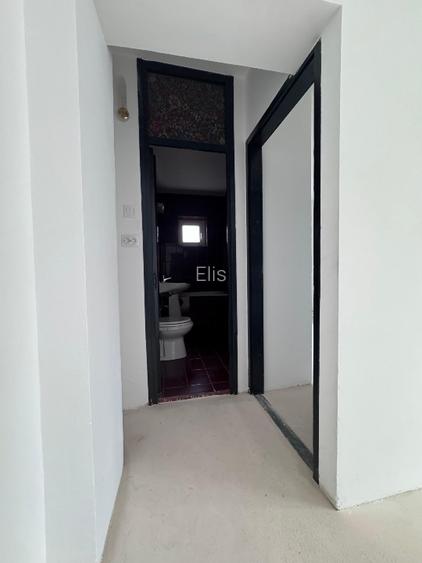 Proprietar vând apartament cu 2 camere, situat în Arad, zona Calea Aurel Vlaicu - 4
