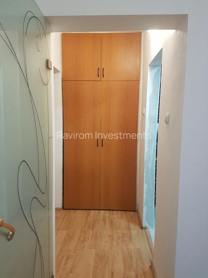 Apartament trei camere decomandat, mobilat, etaj unu, doua balcoane, Alecsandri - 14