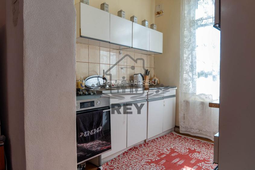 Se vinde casă single / 950 mp teren / Sibiu Str. Ecaterina Teodoroiu - 18