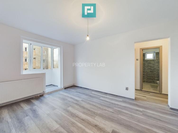 Apartament 3 camere pe str Hateg in Vlaicu - 18