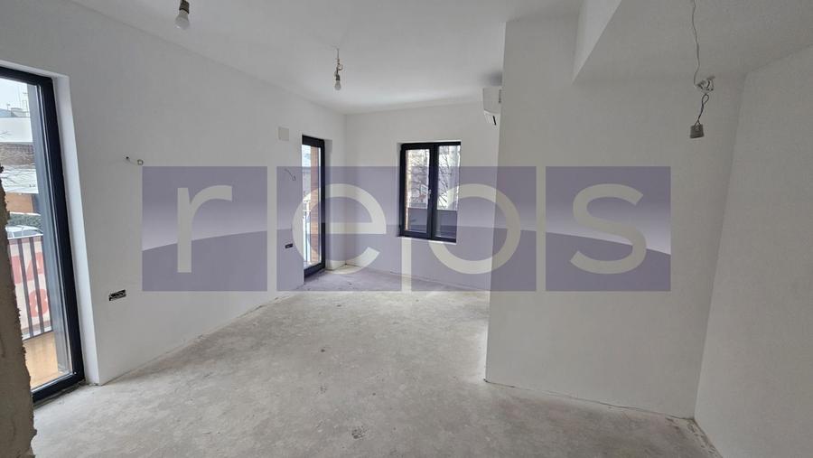 Vilă D+2+M | 4 parcări private | 3 apartamente cu intrări separate - 3