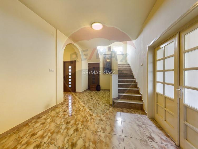 Casa / Vila cu 21 camere de vanzare in zona Alexandriei - 31