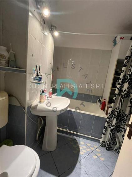 Apartament 3 camere Tractorul, 70mp., Brasov - 10