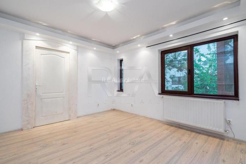 Vila sediu firma, 5 camere, 240 mp - 12