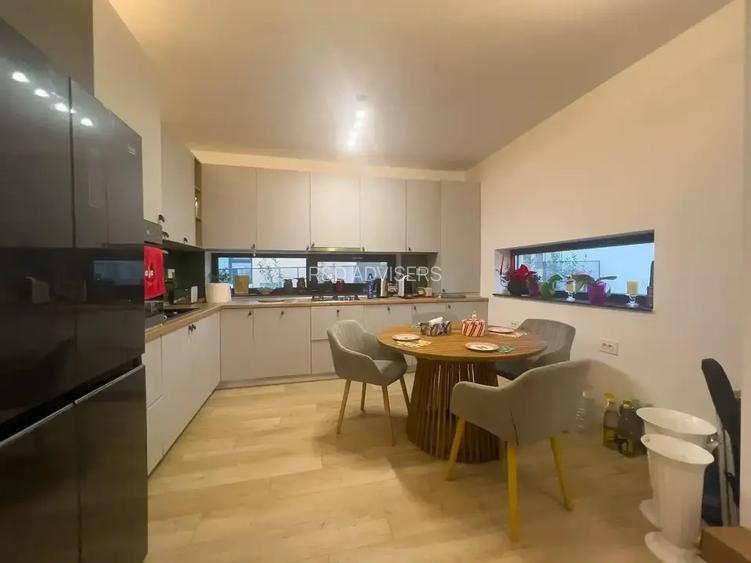 Duplex Complex Securizat Mogosoaia Langa Padure Gata de Mutare - 6