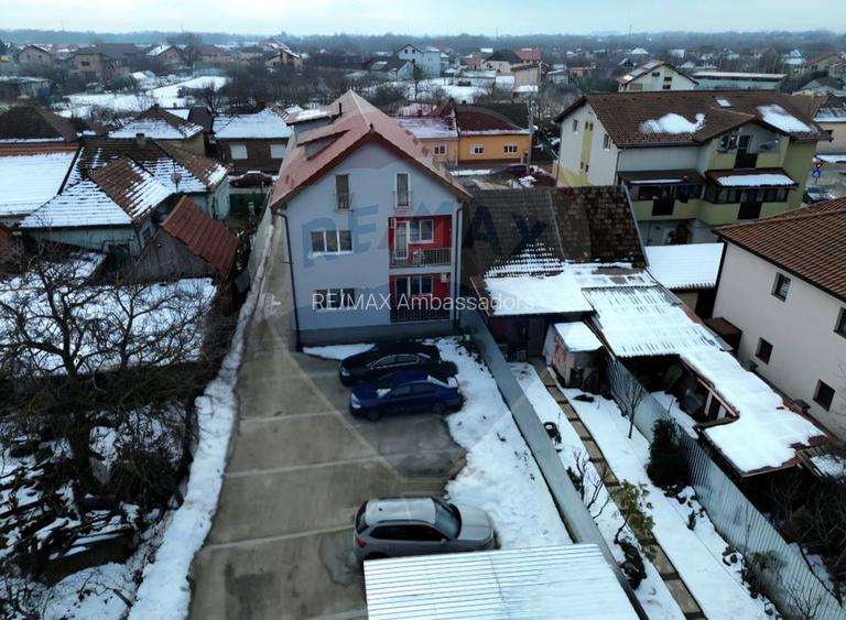 Apartament cu 3 camere de vânzare - 20