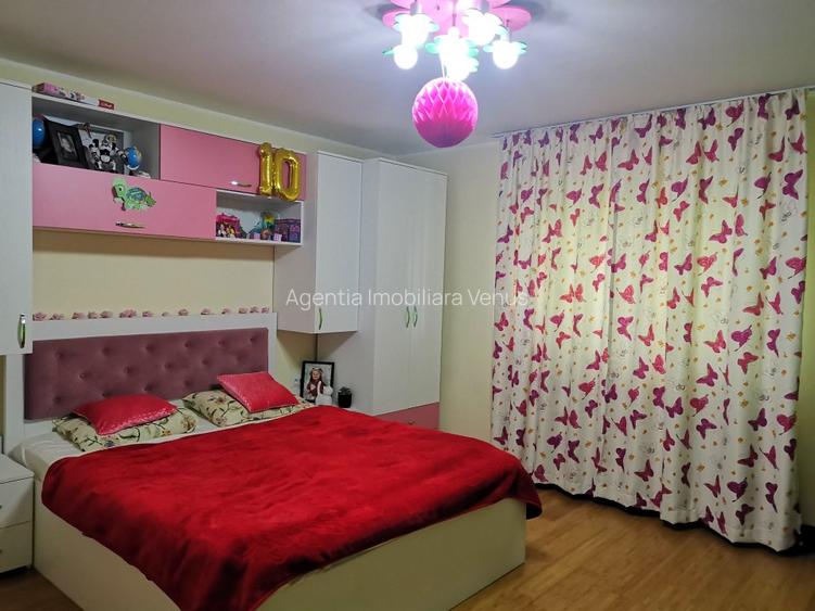 Casa noua P+E+M la cheie zona ultracentrala - 6