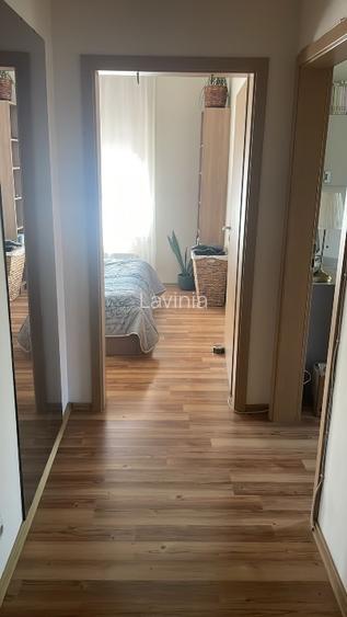 Proprietar închiriez apartament 3 camere - 5