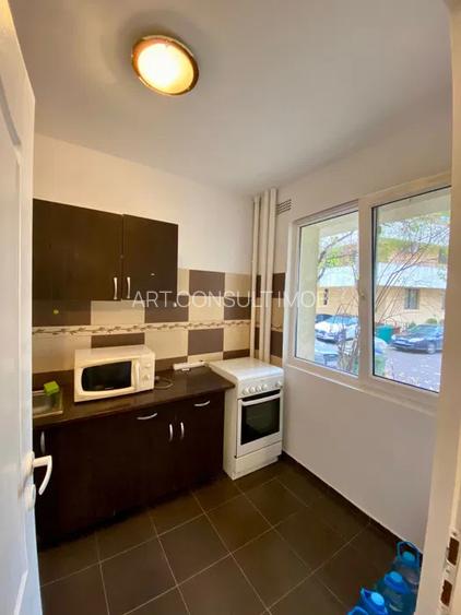 Apartament 2 Camere | 1 Mai | Parter | Bloc Reabilitat Termic | - 4